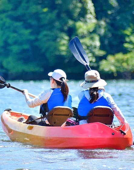 写真：琵琶湖でカヌー
