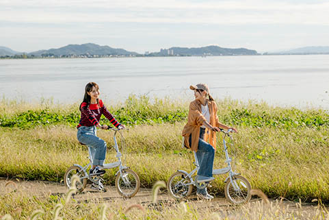 画像：琵琶湖・サイクリング